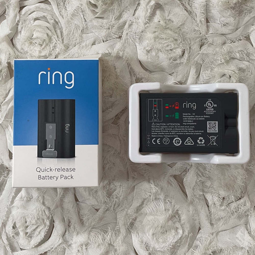 NIB Ring Rechargeable Battery Pack